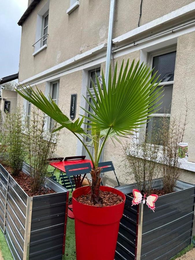 Le Gite Des 3 Mousquetaires Amboise Exteriör bild