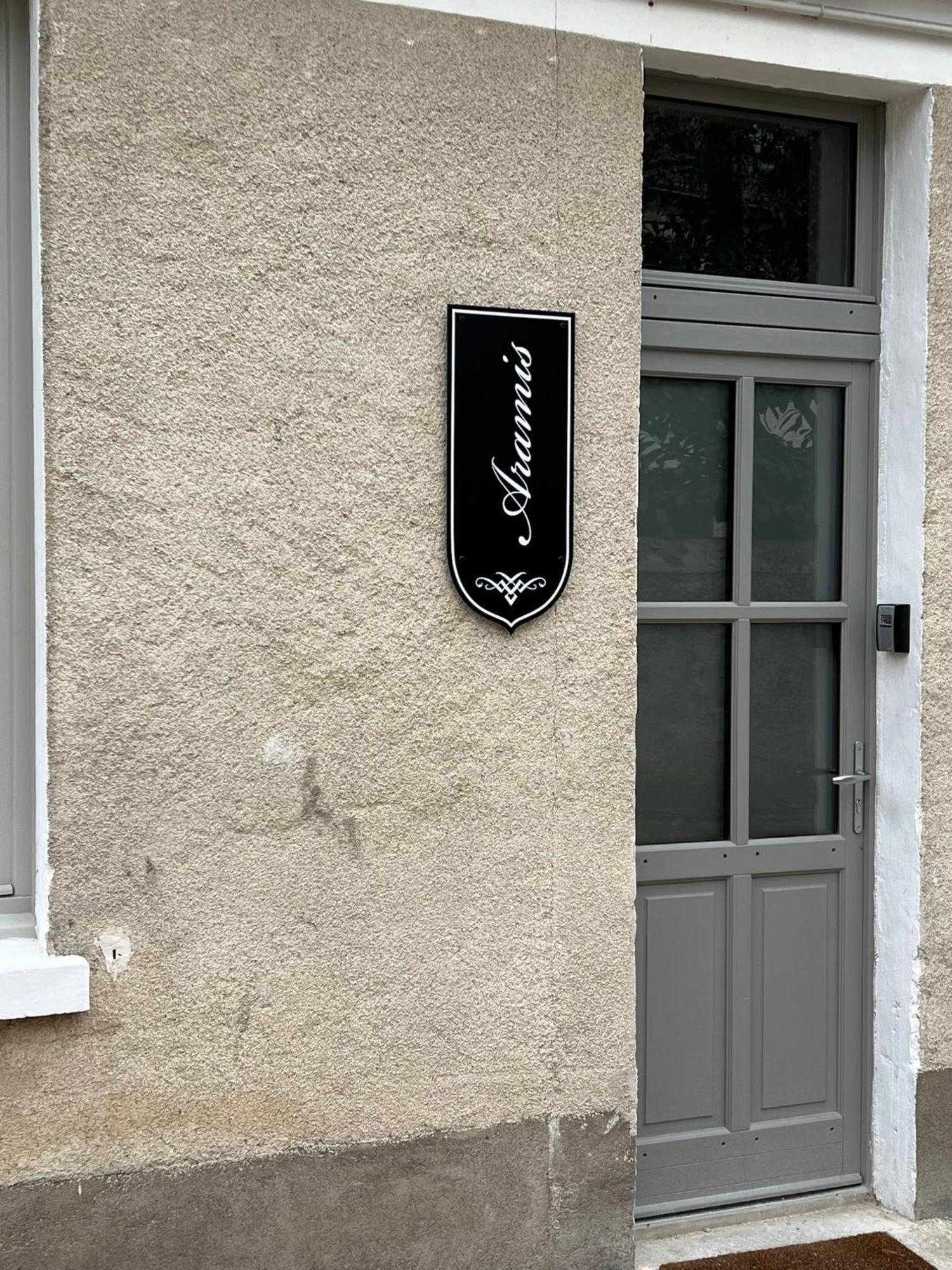 Le Gite Des 3 Mousquetaires Amboise Exteriör bild